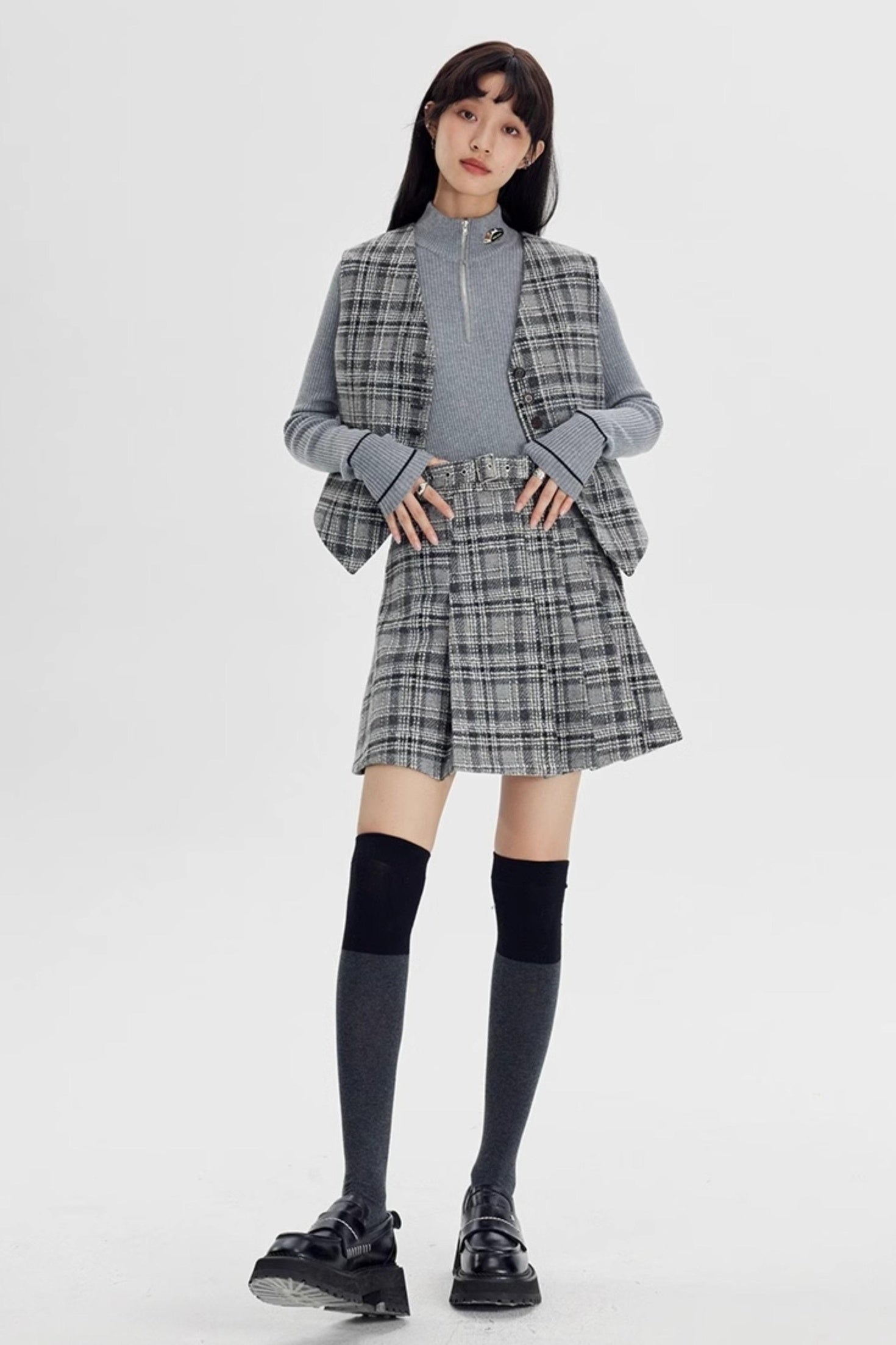 DIDDI MODA Handwoven Checkered Vest Asymmetrical Pleated Skirt Set