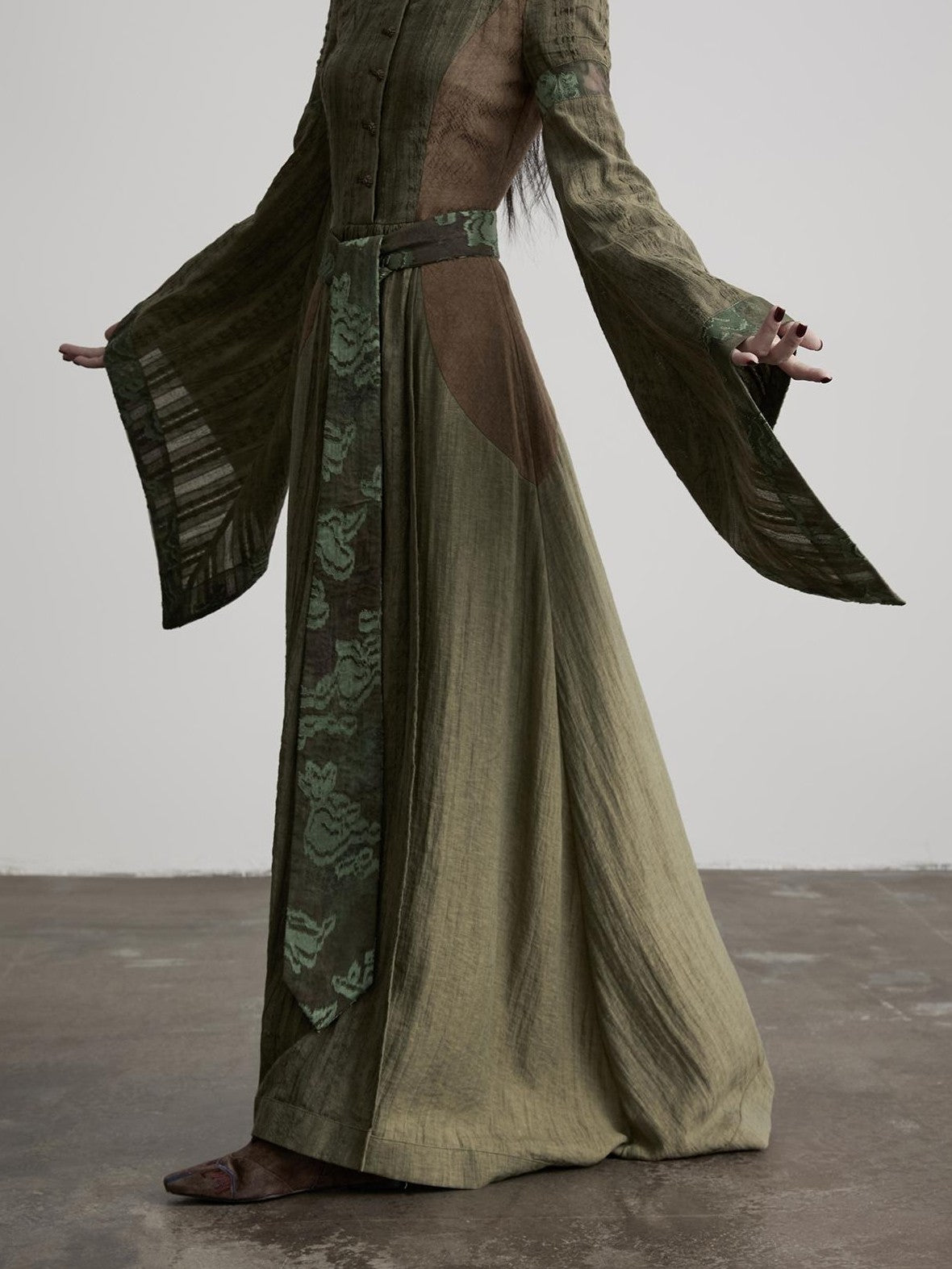INDULGE A Line Sculpted Waist Cinch Bell Sleeves Women&