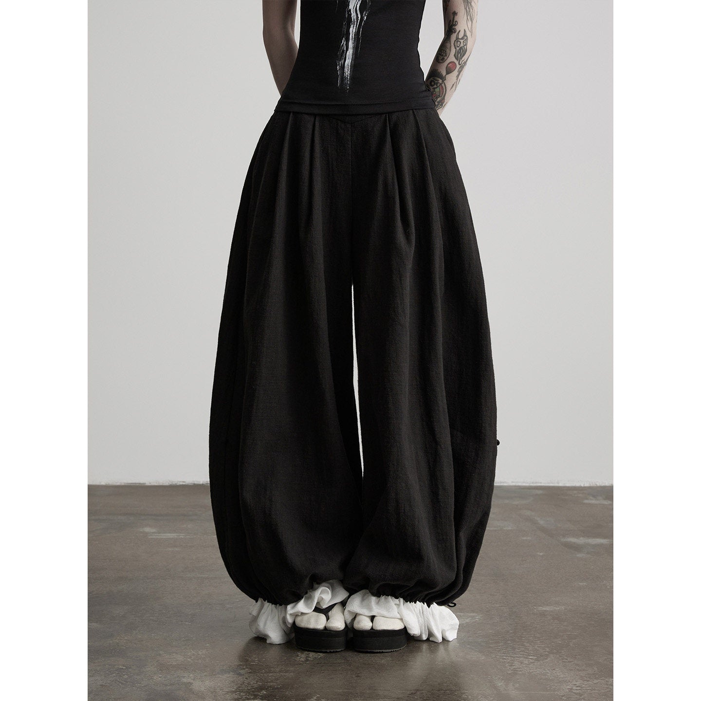 INDULGE_Balloon_Pleated_Splice_Structured_Women&