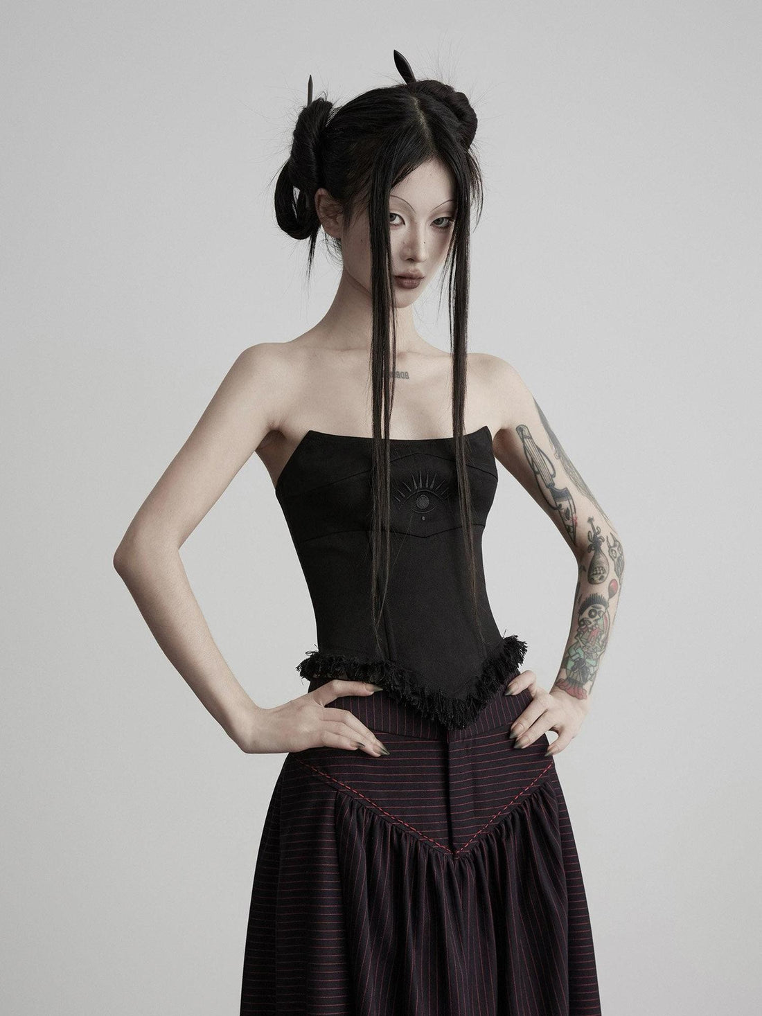 INDULGE Black Embroidered Eyelash Fishbone Splice Women&