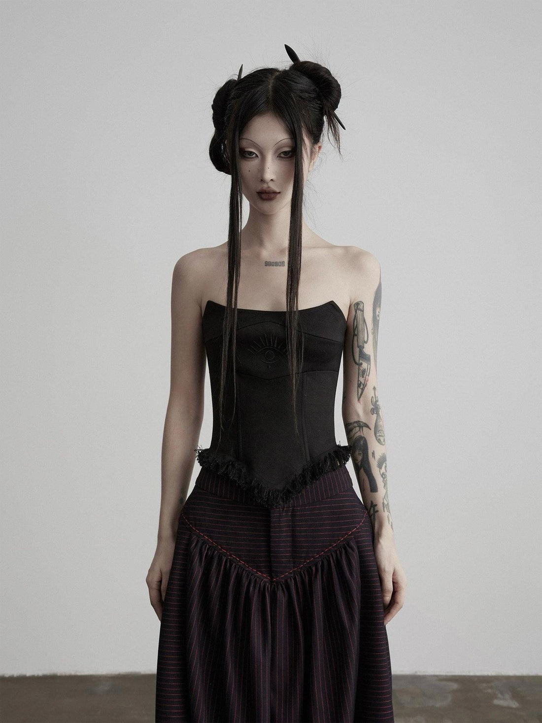 INDULGE Black Embroidered Eyelash Fishbone Splice Women&