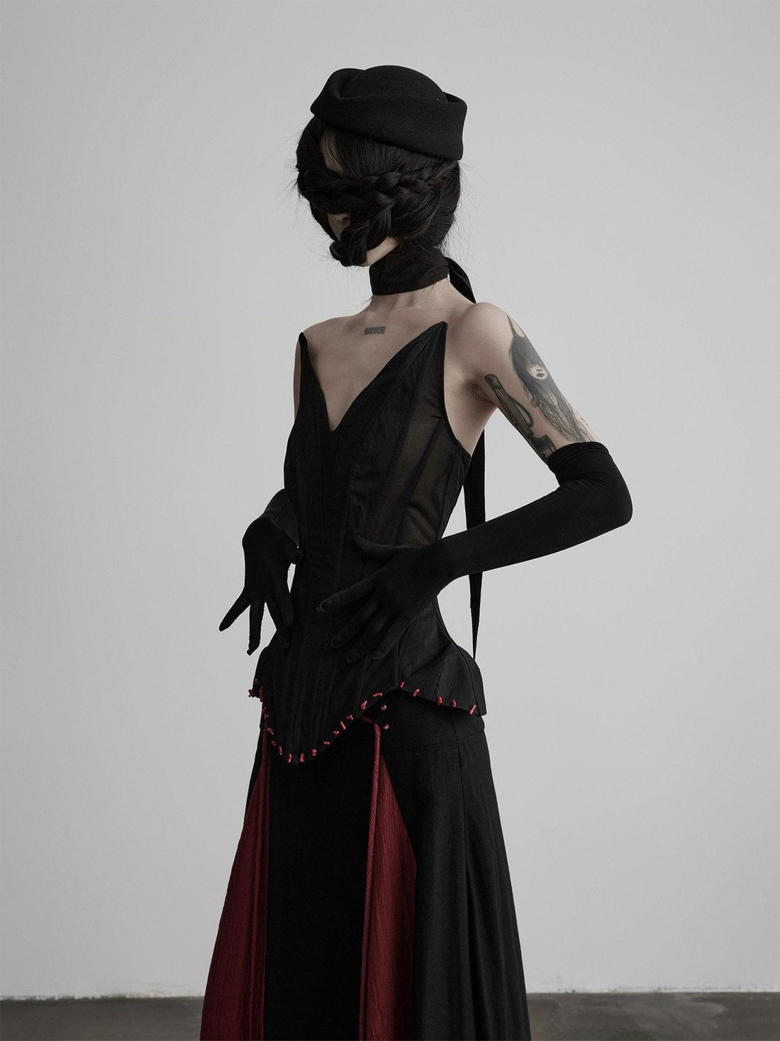 INDULGE Black Gothic 3d Tailored Asymmetrical Hem Boned Waist Zipper Women&