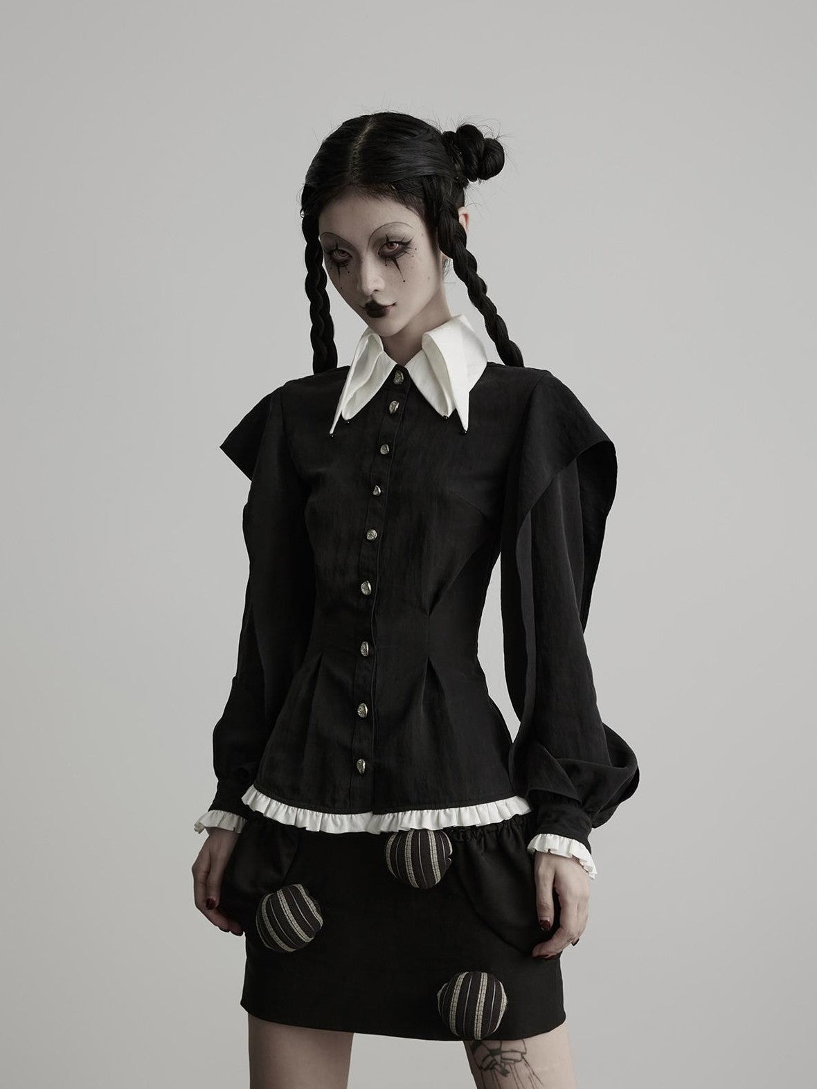 INDULGE Black White Ruffled Pointed Collar Tailored Women&