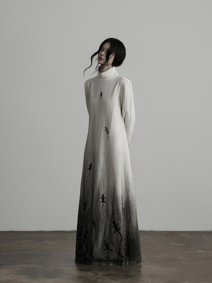 INDULGE Chinese Style Gecko Embroidered Gradient Dyed Women&