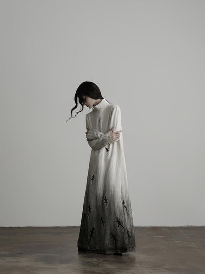 INDULGE Chinese Style Gecko Embroidered Gradient Dyed Women&