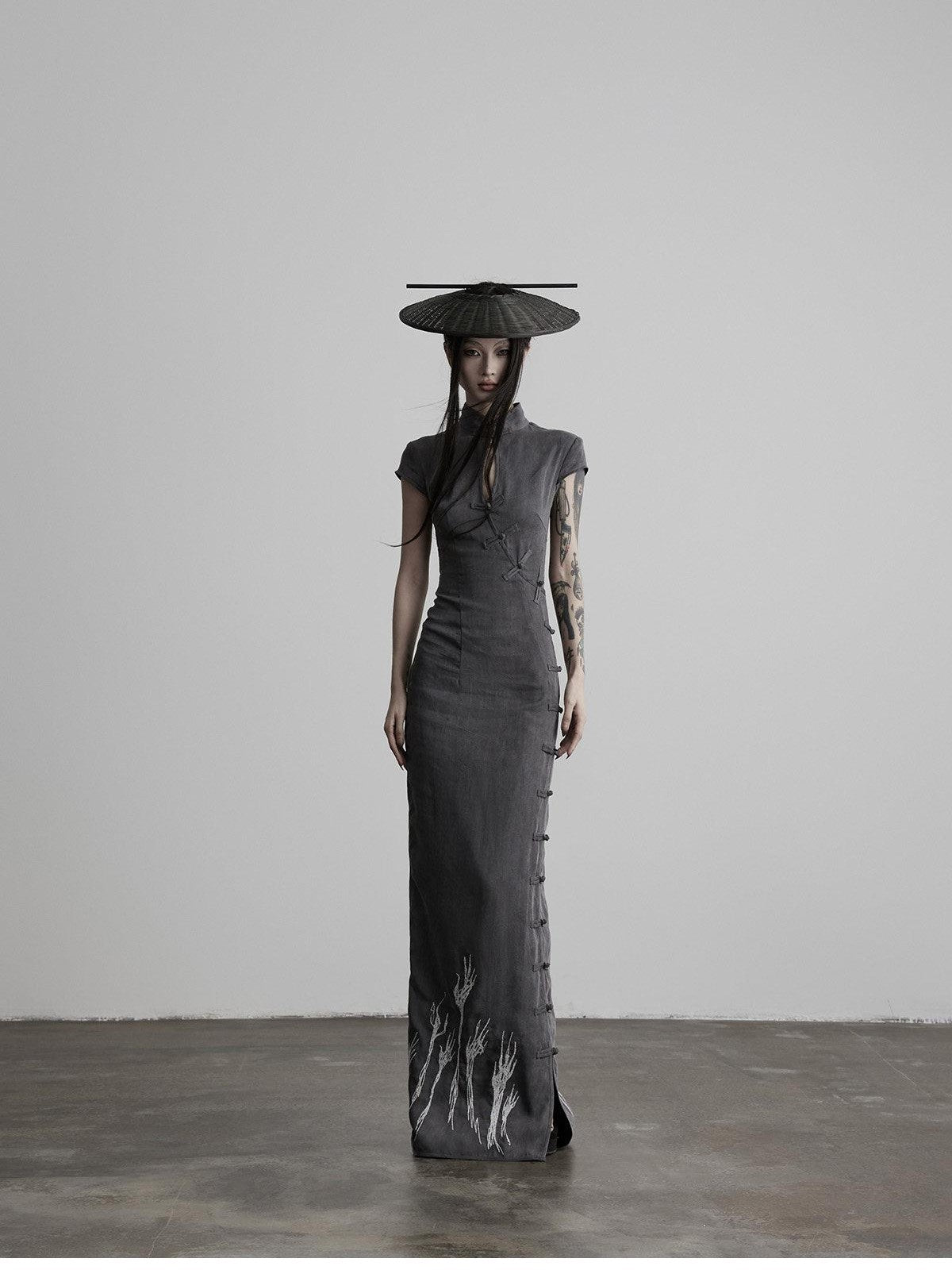 INDULGE Dark Embroidered Stand Collar Cutout Waist Women&