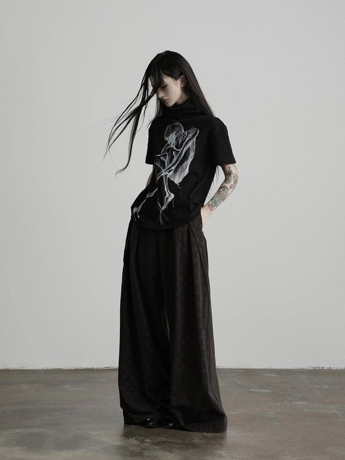 INDULGE Dark Plaid Pockets Sculpted Cut Women&