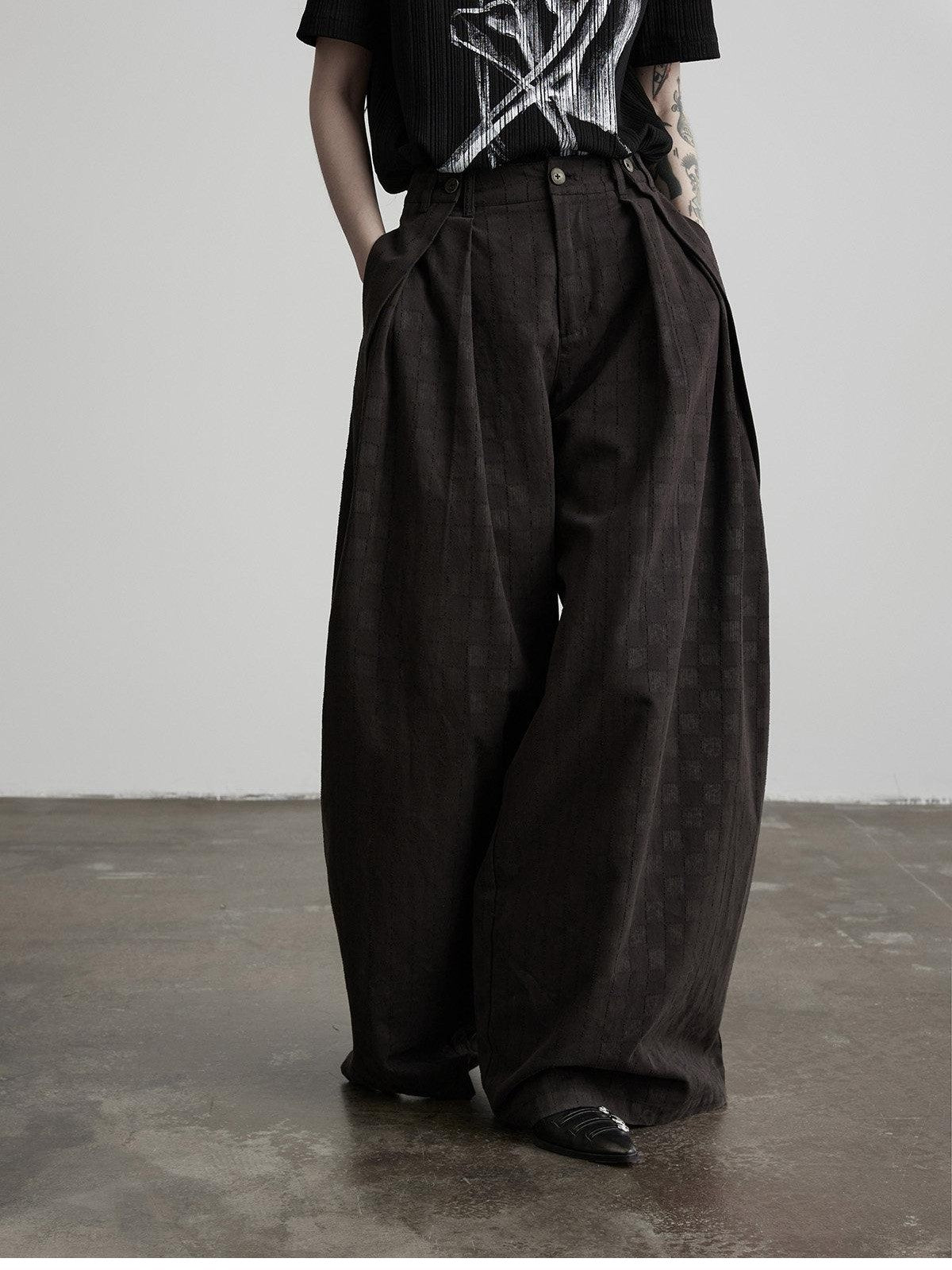 INDULGE Dark Plaid Pockets Sculpted Cut Women&