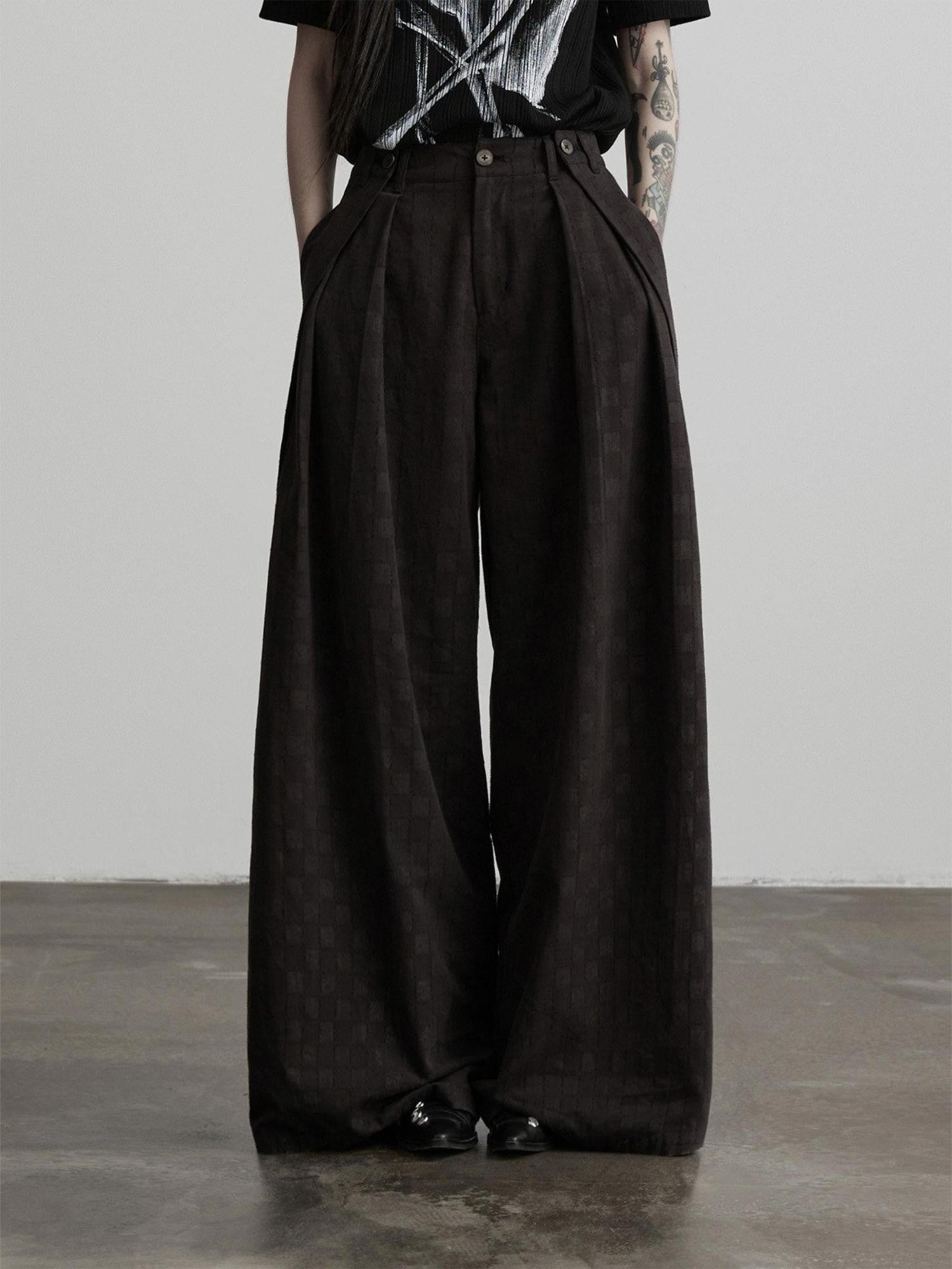 INDULGE Dark Plaid Pockets Sculpted Cut Women&