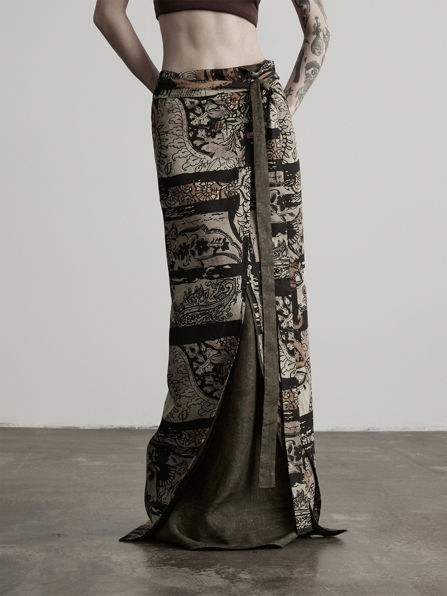 INDULGE_Double_Sided_Print_Wrap_Tie_3d_Cut_Women&