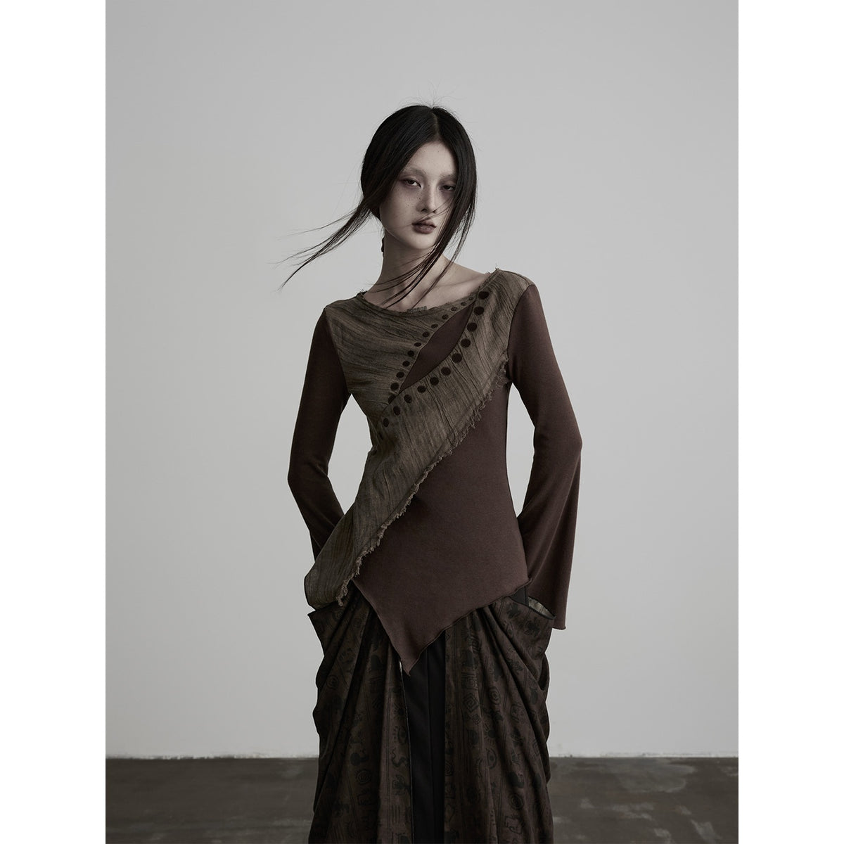 INDULGE_Embroidered_Eye_Patchwork_Linen_Wool_Women&