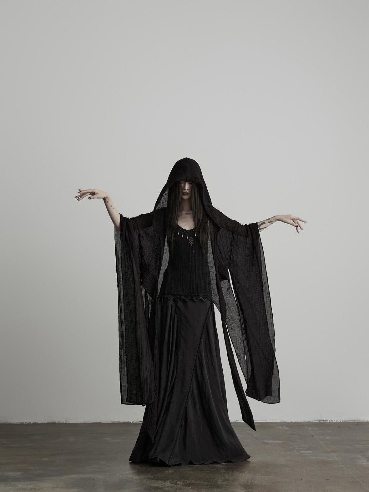 INDULGE Flowy Detachable Wide Sleeve Hooded Color Block Women&