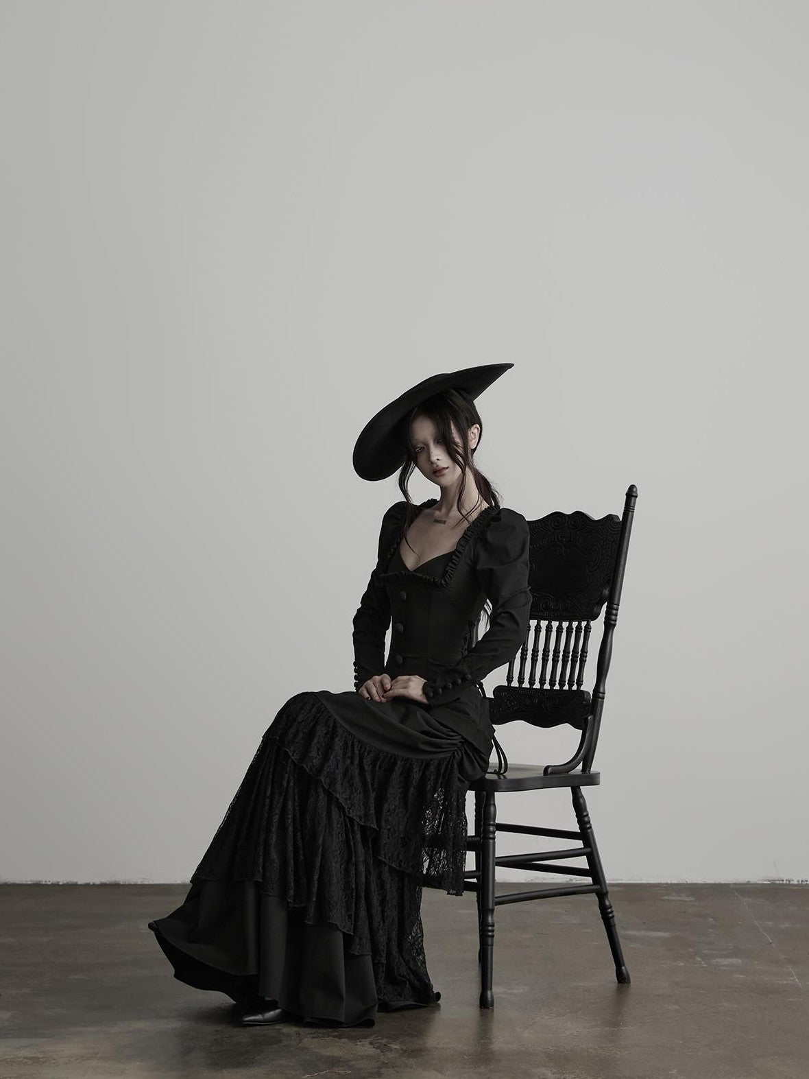 INDULGE Gothic Lace Embroidered Structured Waist Cinched Women&
