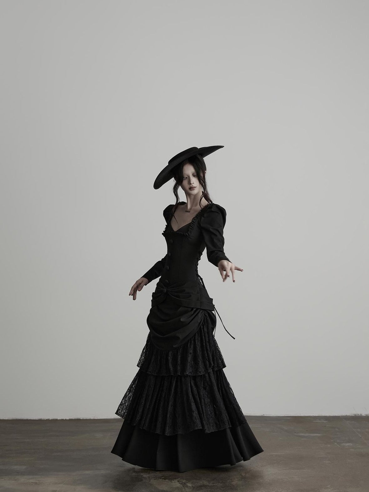INDULGE Gothic Lace Embroidered Structured Waist Cinched Women&