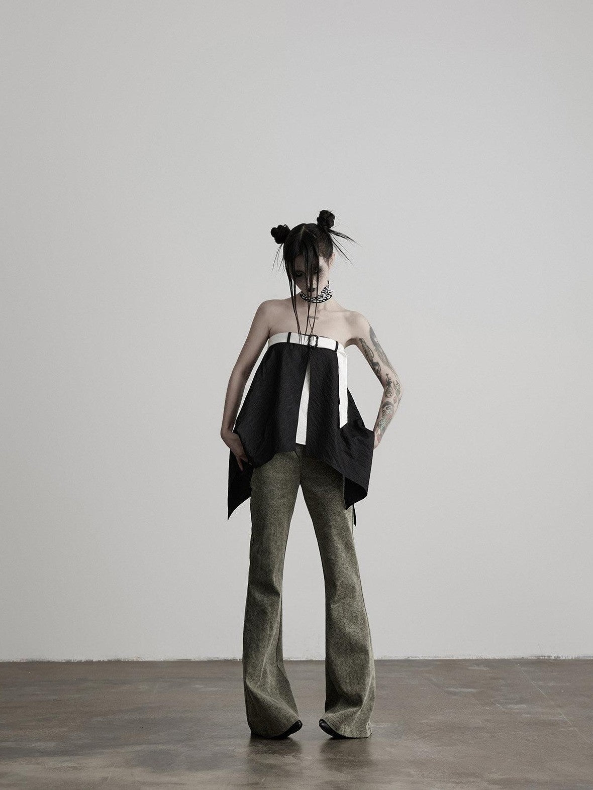 INDULGE Gray Deconstructed Crossover Patchwork Women&