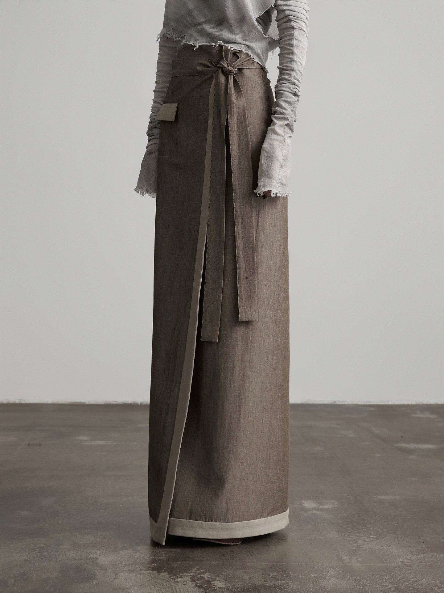 INDULGE_Grey_Green_Wrap_Tie_H_Straight_Noniron_Women&