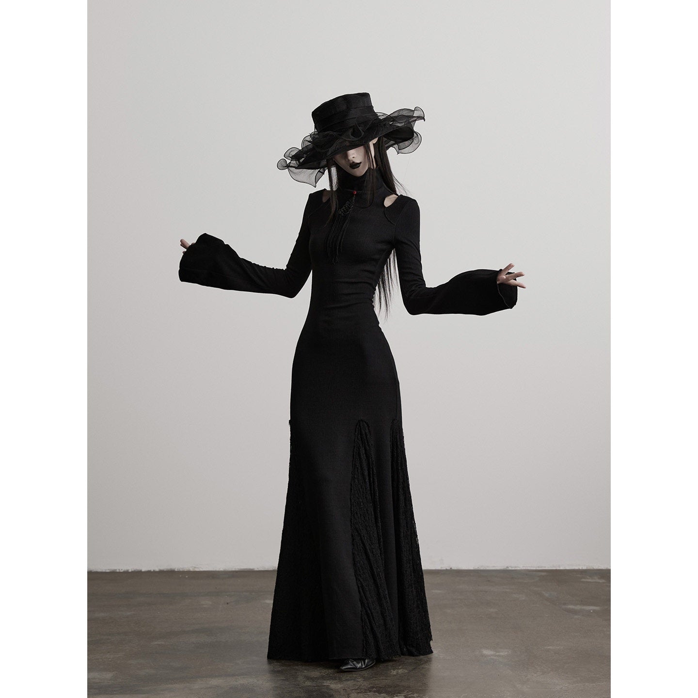INDULGE_High_Stretch_Waist_Cinch_Slim_Fishtail_Long_Sleeve_Black_Bodycon_Maxi_Dresses_MISSTT