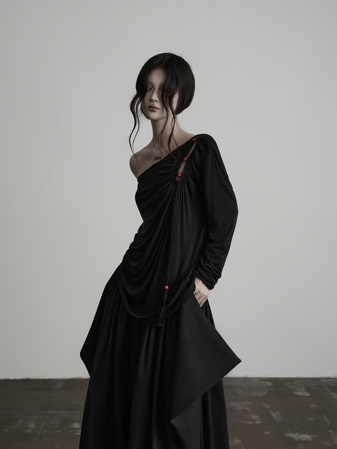 INDULGE Hollow Out Beaded Twisted Asymmetric Shoulder Women&