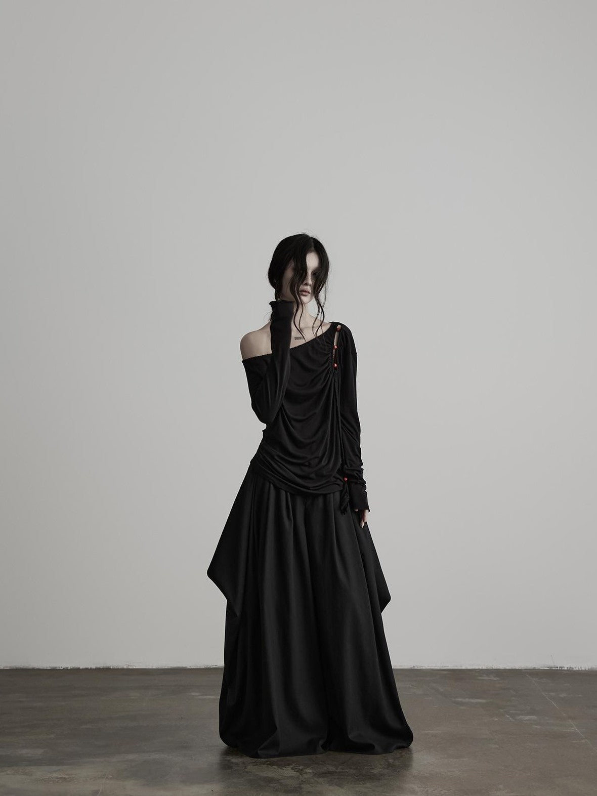 INDULGE Hollow Out Beaded Twisted Asymmetric Shoulder Women&