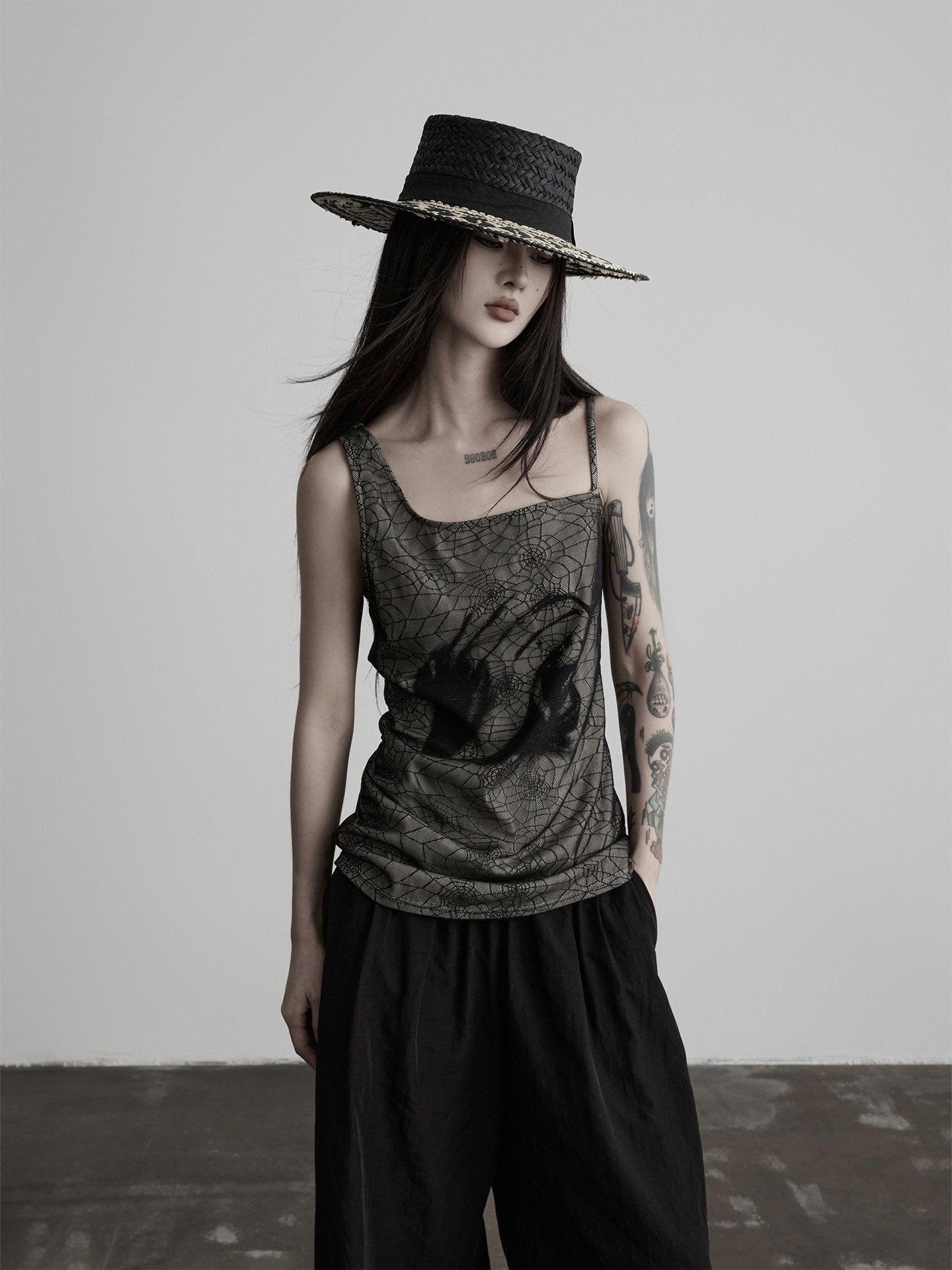 INDULGE_Lightweight_Spiderweb_Print_Women&