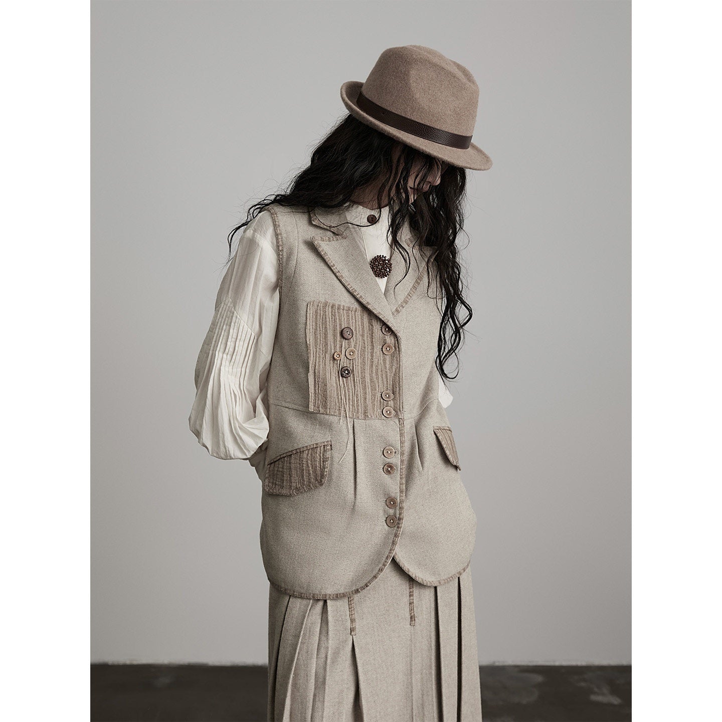 INDULGE_Polyester_Wool_Blend_Patchwork_Single_Breasted_Pockets_Commuter_Office_Vests_MISSTT