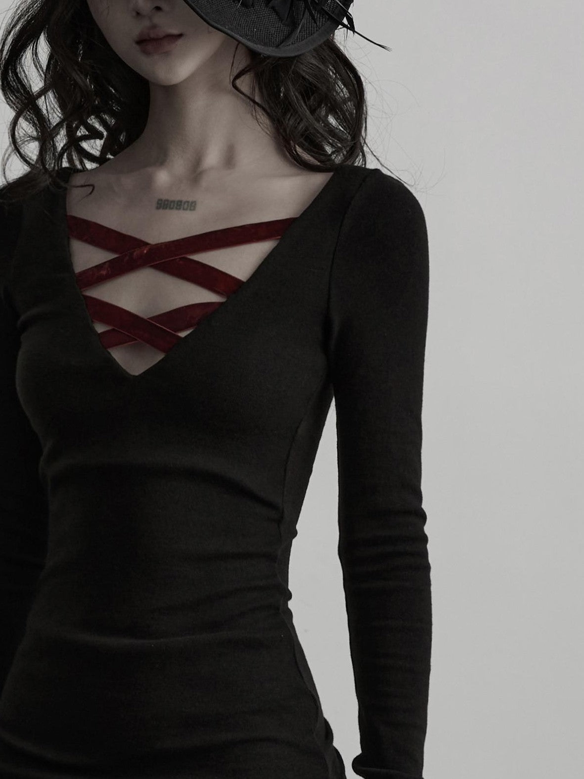 INDULGE Red Velvet Cross Tie V-neck Knit Women&