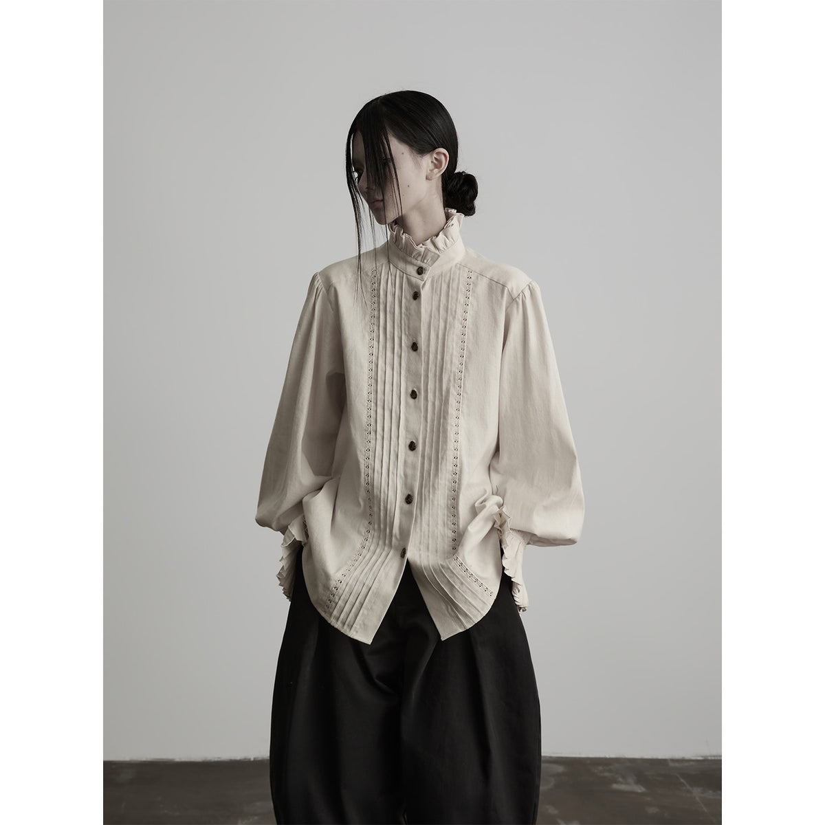 INDULGE_Ruffle_Stand_Collar_Pintuck_Cotton_Linen_Women&