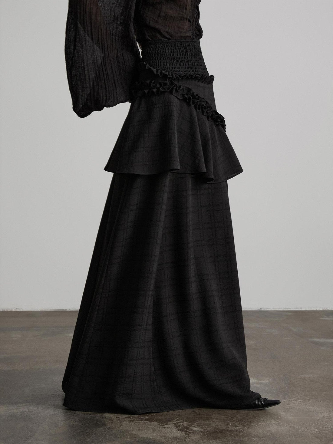 INDULGE Shape Retaining Lined Casual A Line Ruffle Mid Waist Polyester Black Maxi Skirts