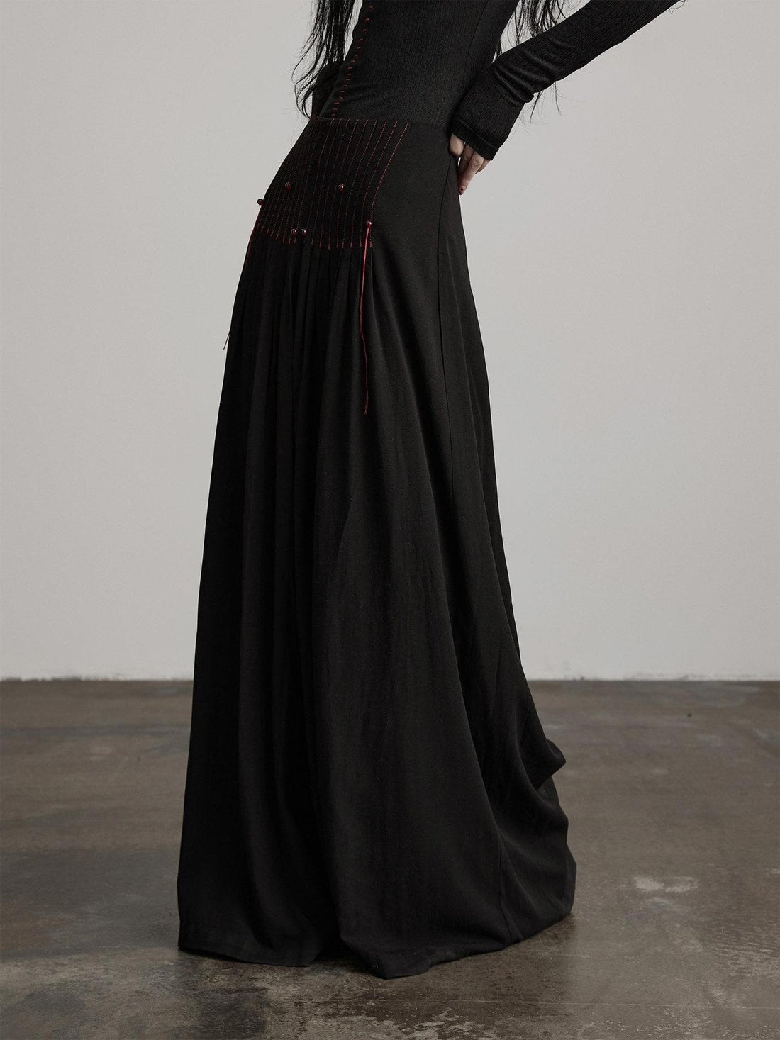 INDULGE Shape Retaining Relaxed Pleated Waist Solid Black Wide-Leg Pants