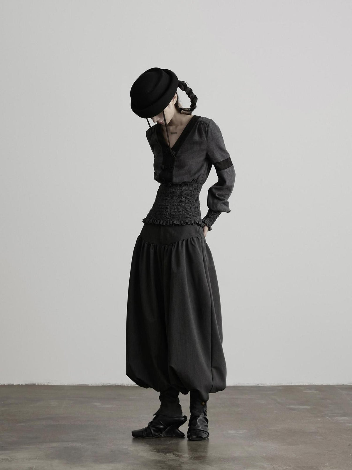 INDULGE Vintage Woven V-neck Frog Button Cinched Waist Women&