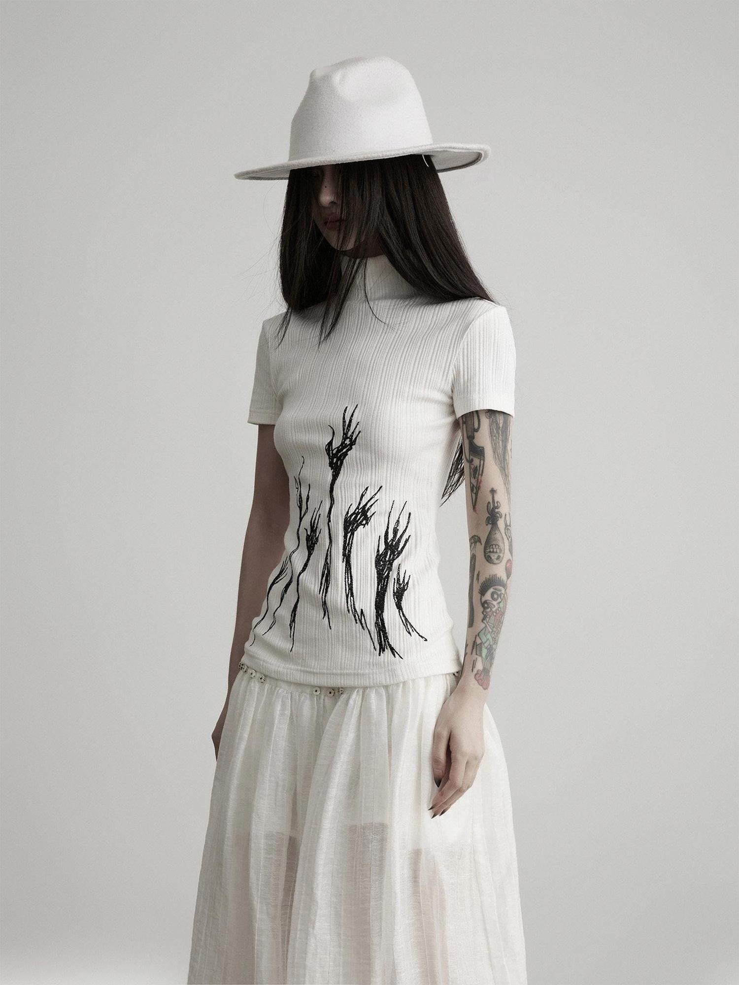 INDULGE White Gothic Embroidered Branch Women&