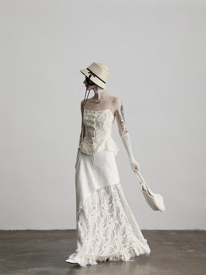INDULGE White Lace Embroidered Velvet Floral Slim Fit Women&