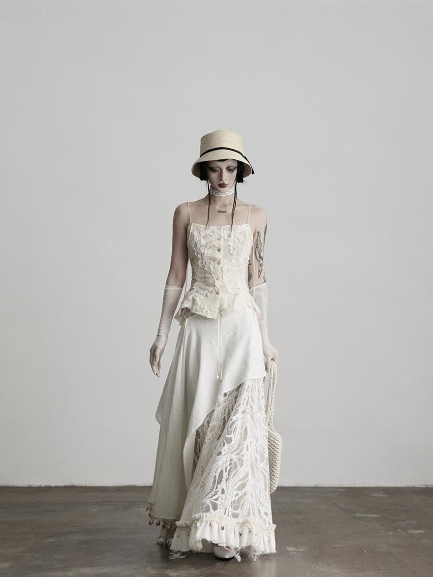 INDULGE White Lace Embroidered Velvet Floral Slim Fit Women&