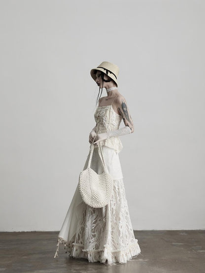 INDULGE White Lace Embroidered Velvet Floral Slim Fit Women&