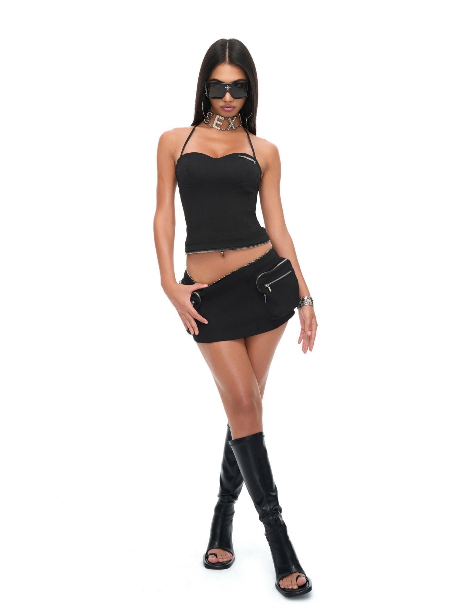 JYOSEI Black Halter V-neck Multi Pocket Women&