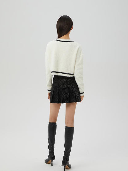 JYOSEI Embroidered V-Neck Dragon Sweater Women Spring Top Black White