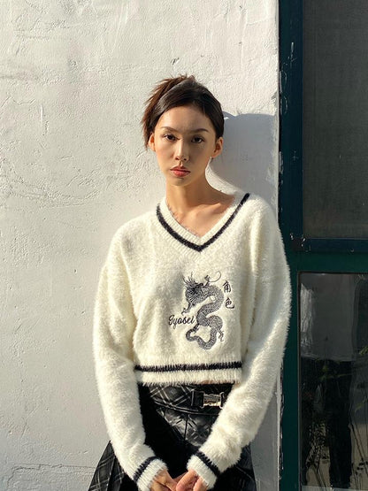 JYOSEI Embroidered V-Neck Dragon Sweater Women Spring Top Black White