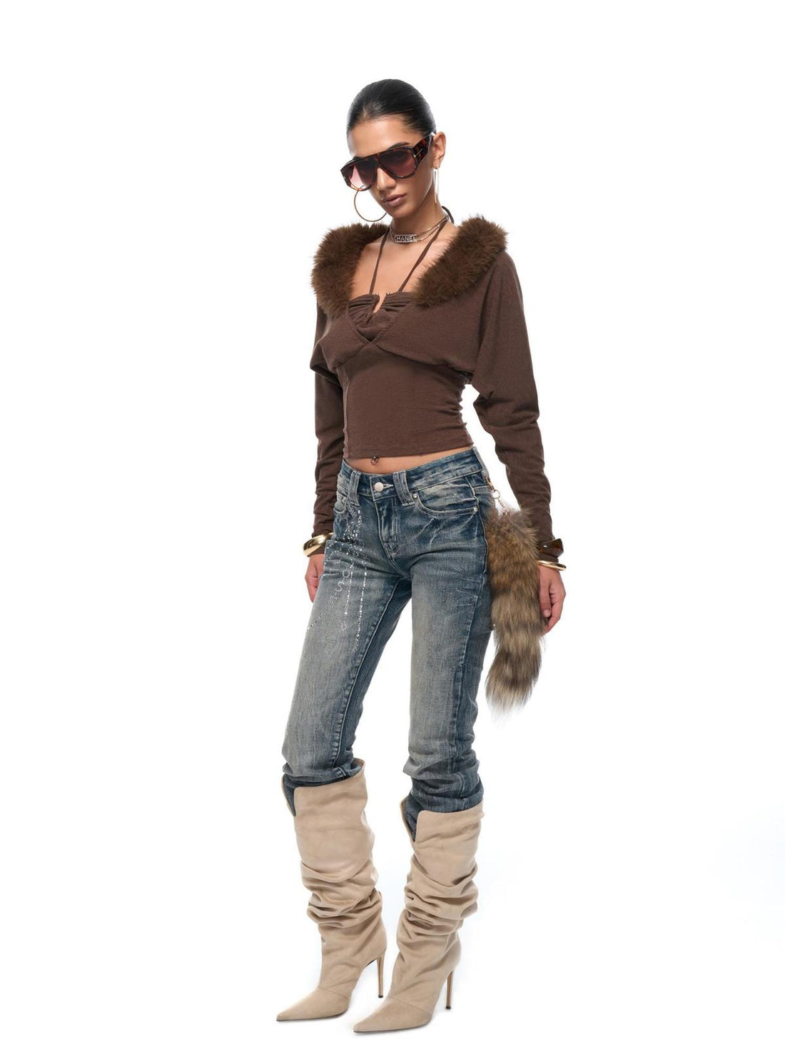 JYOSEI Fitted Knit Top With Detachable Fur Collar