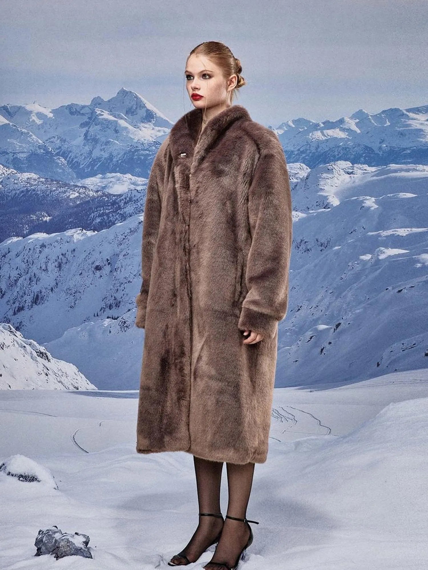 Luxury Long Plush Faux Fur Coat Women Winter Warm