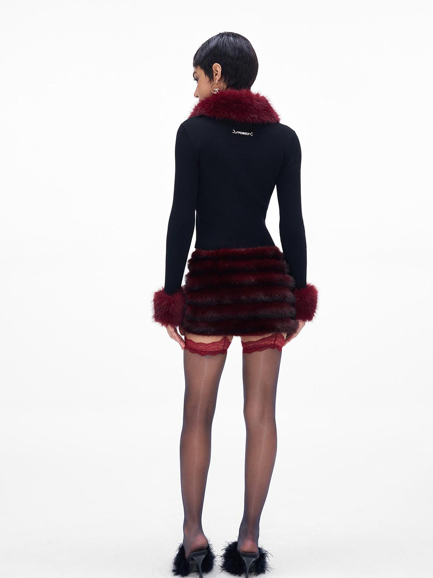 JYOSEI New Year Knit Vest Set with Detachable Fur Trim and Bodycon Skirt