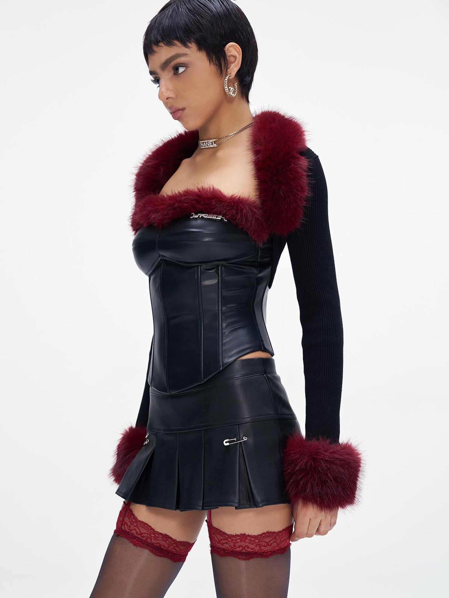 JYOSEI New Year Knit Vest Set with Detachable Fur Trim and Bodycon Skirt