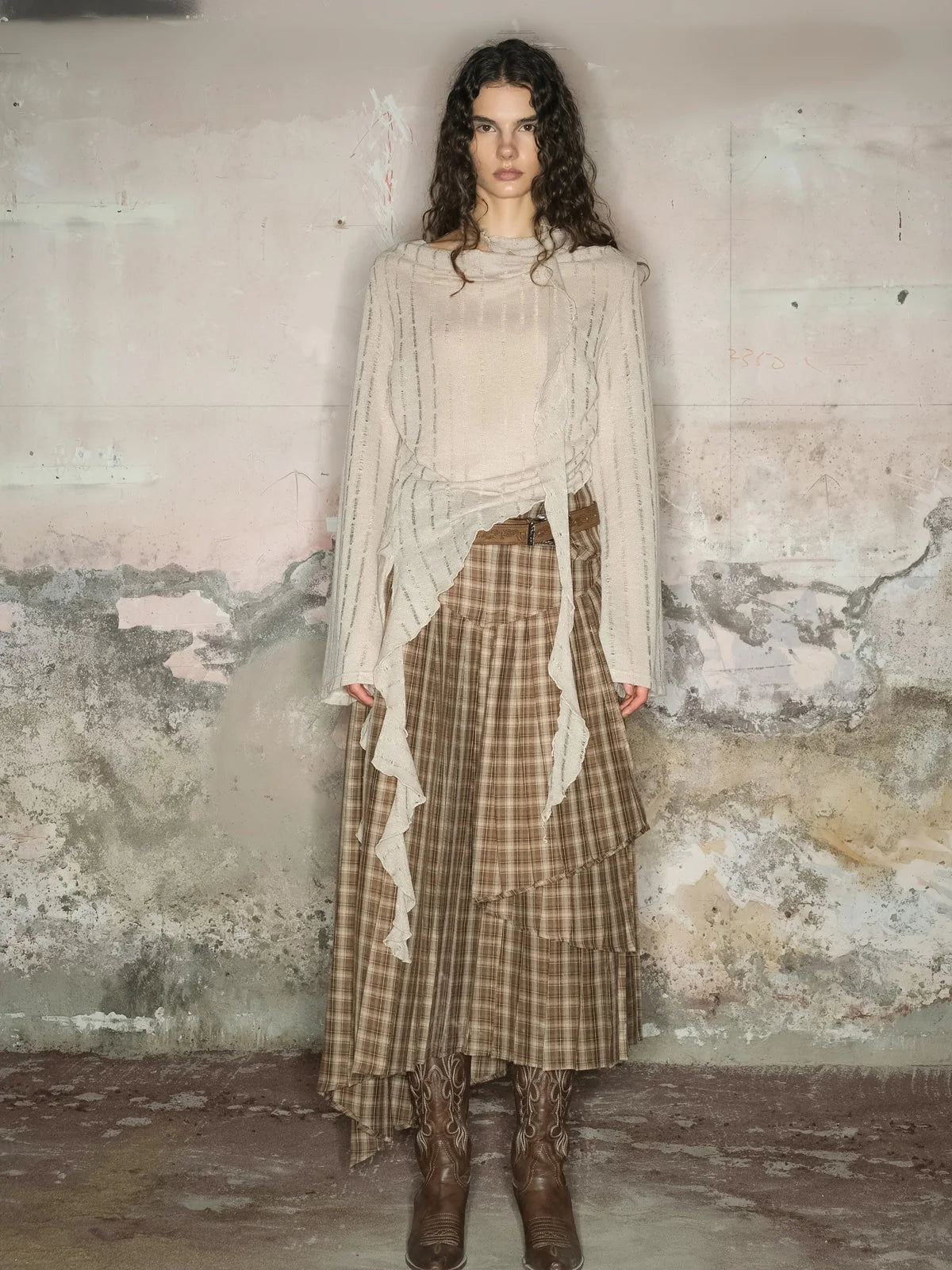 Dune Wasteland Style Irregular Ruffled Knit Top V-Neck T-Shirt Long-Sleeve