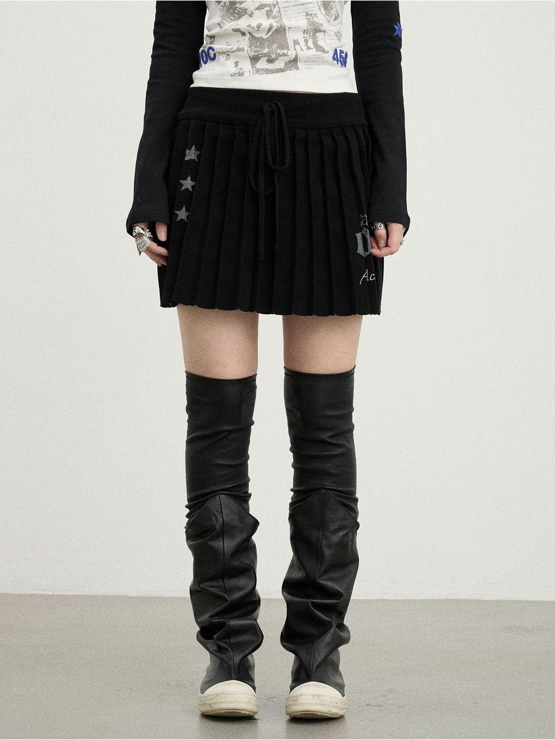 Kissme Spring Knit Pleated Skirt in Gray Black A line Design