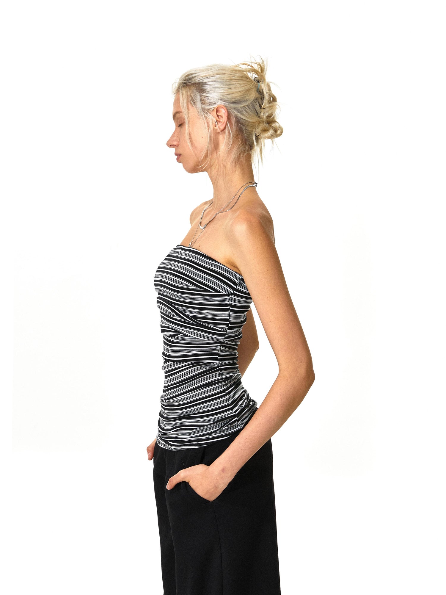 Kvkv Black And White Irregular Stripe Strapless 24