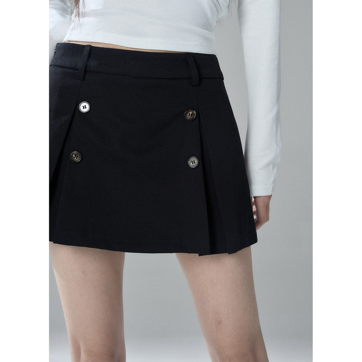 LADYGHOST_Black_Cropped_Double_Breasted_Straight_Fit_Long_Sleeve_Women&