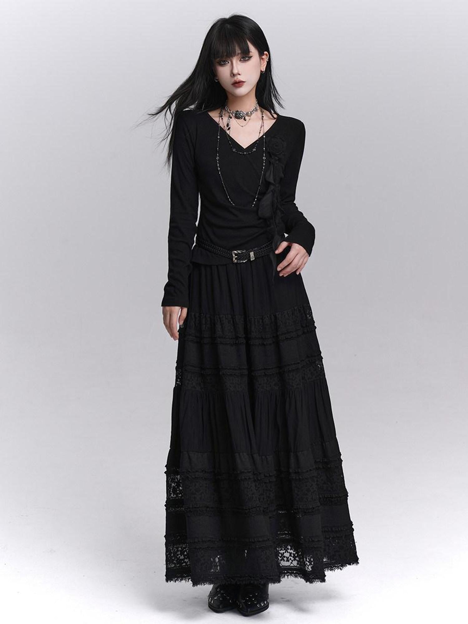 LADYGHOST Black Ghost Girl Print Slim V-neck Women&