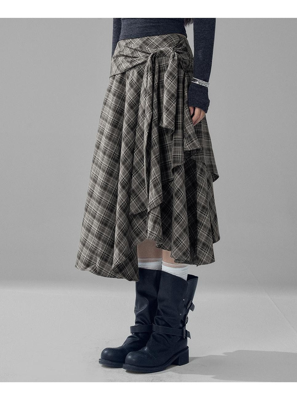 LADYGHOST Black Grey Artistic Asymmetric Plaid Lace Up Women&