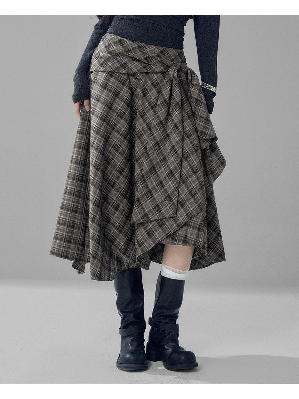 LADYGHOST Black Grey Artistic Asymmetric Plaid Lace Up Women&