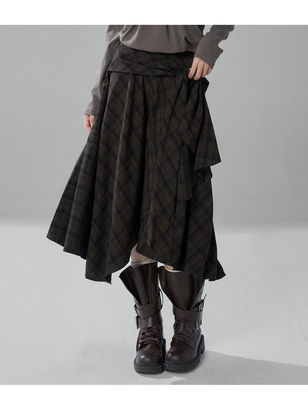LADYGHOST Black Grey Artistic Asymmetric Plaid Lace Up Women&