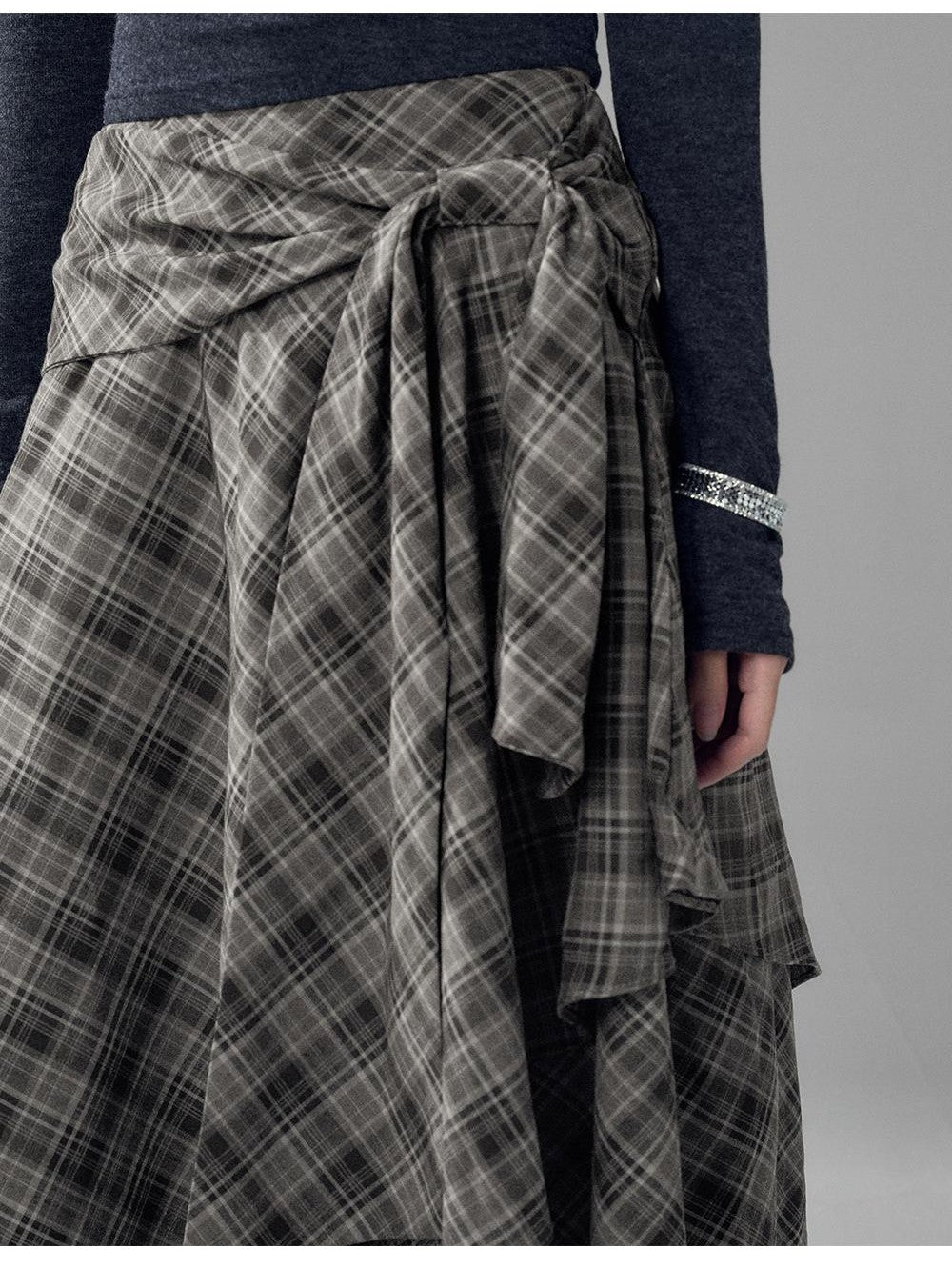 LADYGHOST Black Grey Artistic Asymmetric Plaid Lace Up Women&